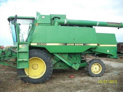 Used John Deere 9600 Combine parts.