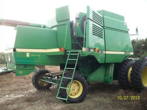 Used John Deere 9600 Combine parts.