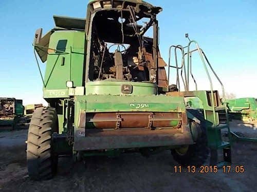 1996 Used John Deere 9600 Combine parts.