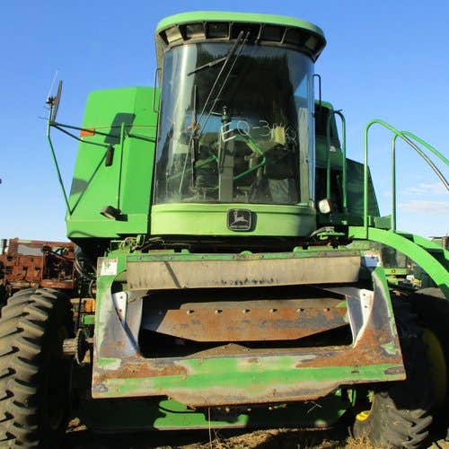 1997 Used John Deere 9600 Combine parts.