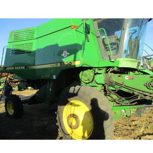 1997 Used John Deere 9600 Combine parts.