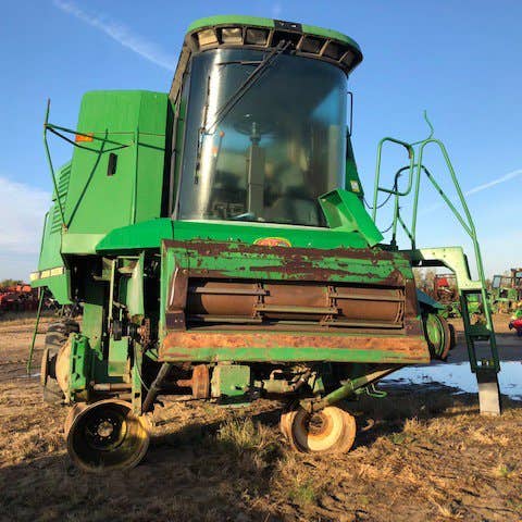 Used John Deere 9600 Combine parts.