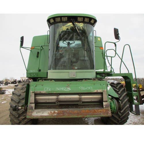 1991 Used John Deere 9600 Combine parts.