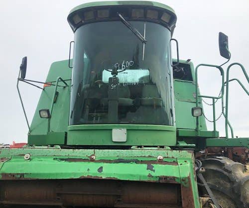 Used John Deere 9600 Combine parts.