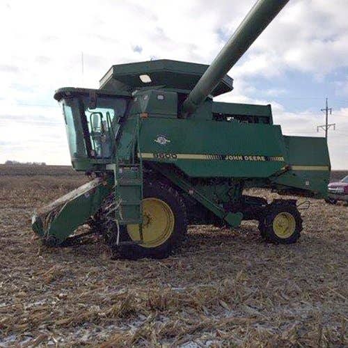1997 Used John Deere 9600 Combine parts.