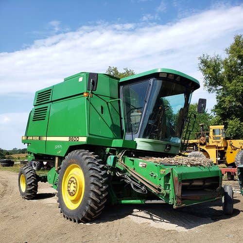 1996 Used John Deere 9600 Combine parts.