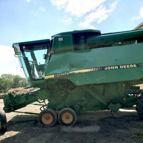 1996 Used John Deere 9600 Combine parts.