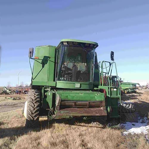 Used John Deere 9600 Combine parts.