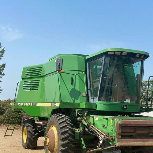 Used John Deere 9600 Combine Parts Used John Deere 9600 Combine Parts
