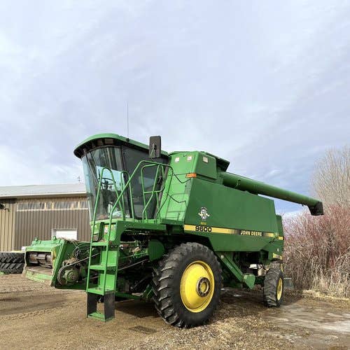 1997 Used John Deere 9600 Combine parts.