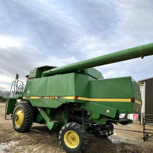1997 Used John Deere 9600 Combine parts.