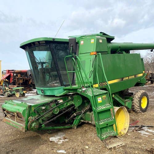 Used John Deere 9600 Combine Parts Used John Deere 9600 Combine Parts