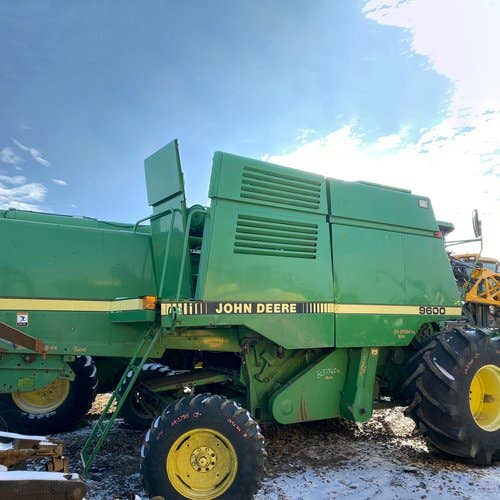 Used John Deere 9600 Combine parts.