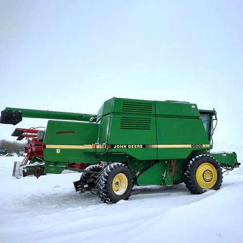 1994 Used John Deere 9600 Combine parts.