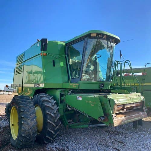 Used John Deere 9600 Combine parts.