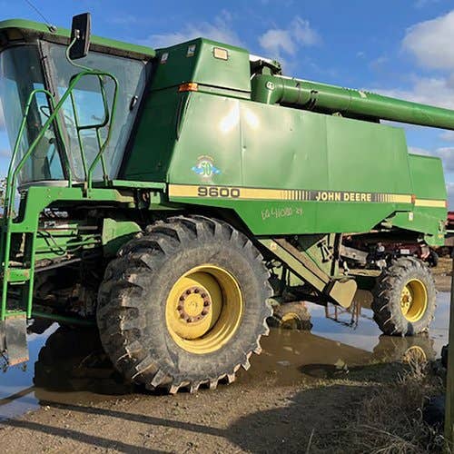 Used John Deere 9600 Combine parts.