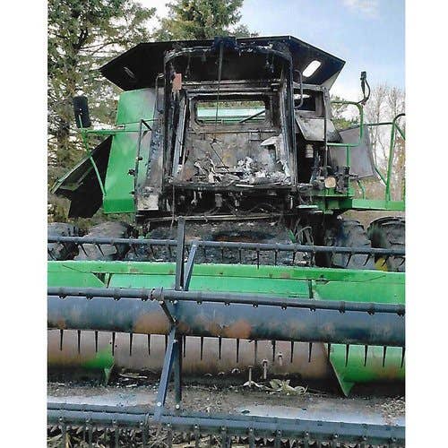 1999 Used John Deere 9610 Combine parts.