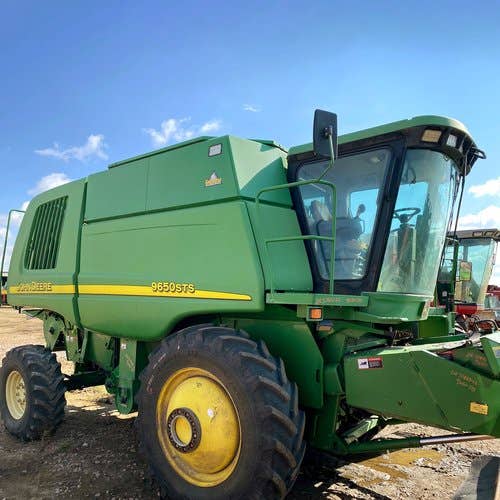 2002 Used John Deere 9650 Combine parts.