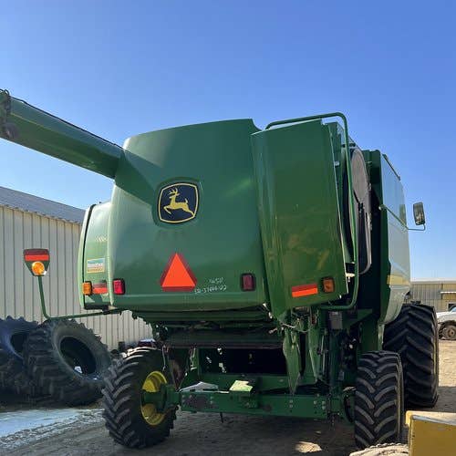 Used John Deere 9650 Combine parts.
