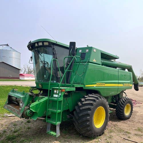 2003 Used John Deere 9650 Combine parts.