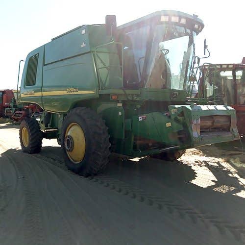 2000 Used John Deere 9650 Combine parts.