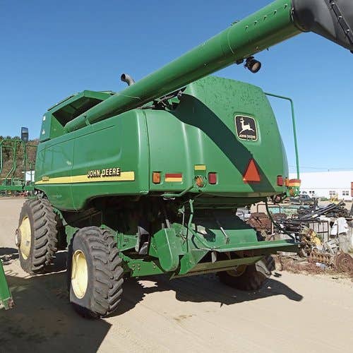 2000 Used John Deere 9650 Combine parts.