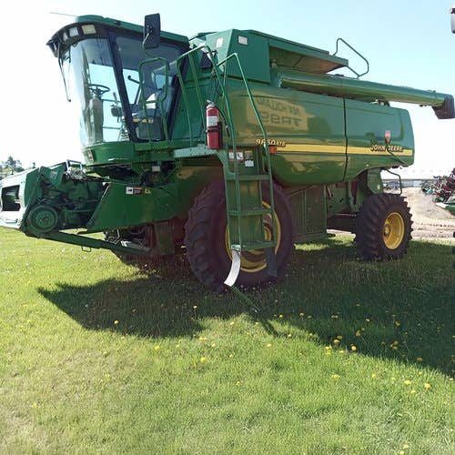 Used John Deere 9650 Combine parts.