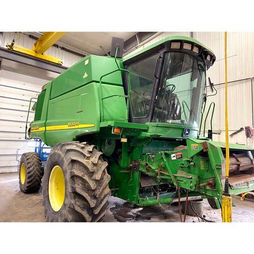 Used John Deere 9650sts Combine parts.