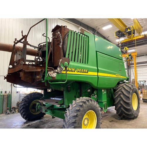 Used John Deere 9650sts Combine parts.