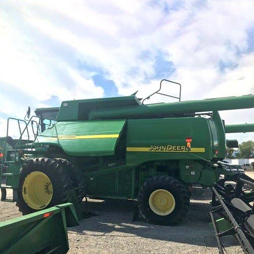 Used John Deere 9660 Combine parts.
