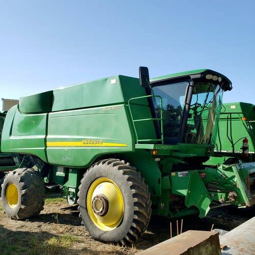 2006 Used John Deere 9660 Combine parts.