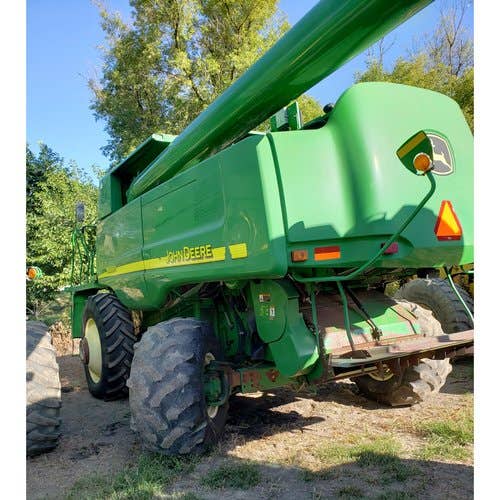 2006 Used John Deere 9660 Combine parts.