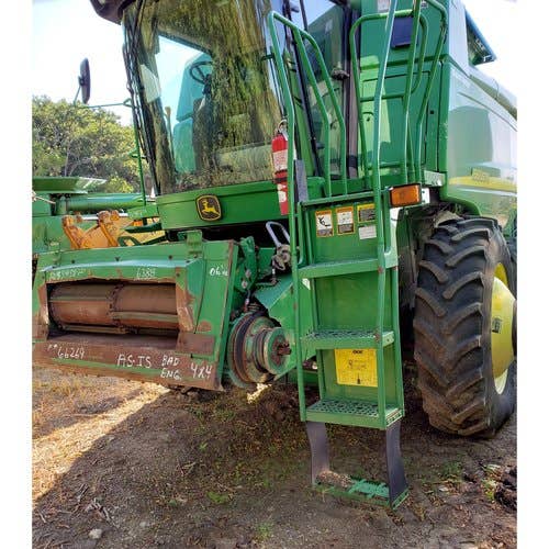 2006 Used John Deere 9660 Combine parts.