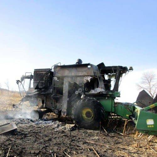 2004 Used John Deere 9660 Combine parts.