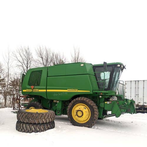 Used 2004 John Deere 9660 Combine Parts Used 2004 John Deere 9660 Combine Parts