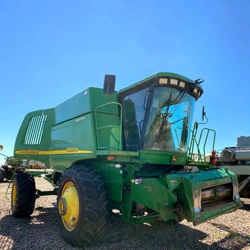 2004 Used John Deere 9660 Combine parts.