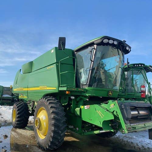 Used 2007 John Deere 9660 Combine Parts Used 2007 John Deere 9660 Combine Parts