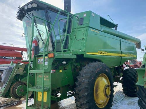 2007 Used John Deere 9660 Combine parts.
