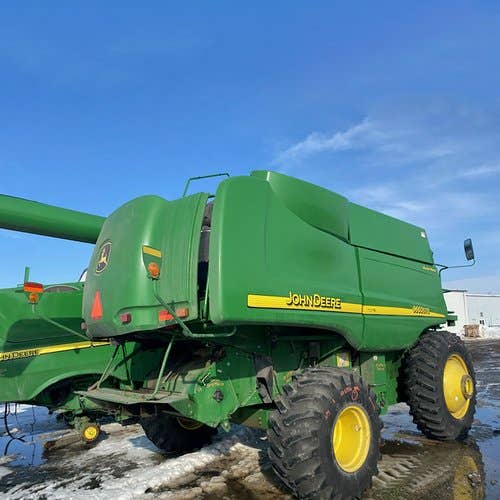 2007 Used John Deere 9660 Combine parts.