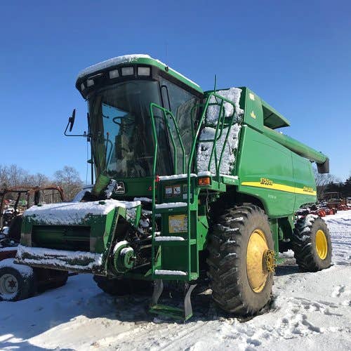 Used John Deere 9750 Combine parts.