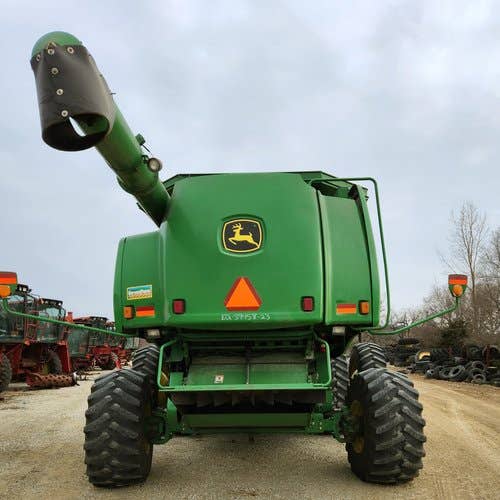 Used John Deere 9750 Combine parts.