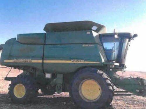2005 Used John Deere 9760 Combine parts.