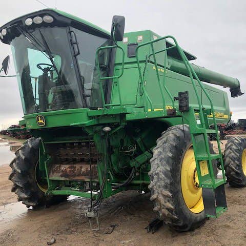 Used John Deere 9760 Combine parts.