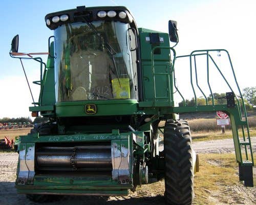 Used John Deere 9760 Combine parts.