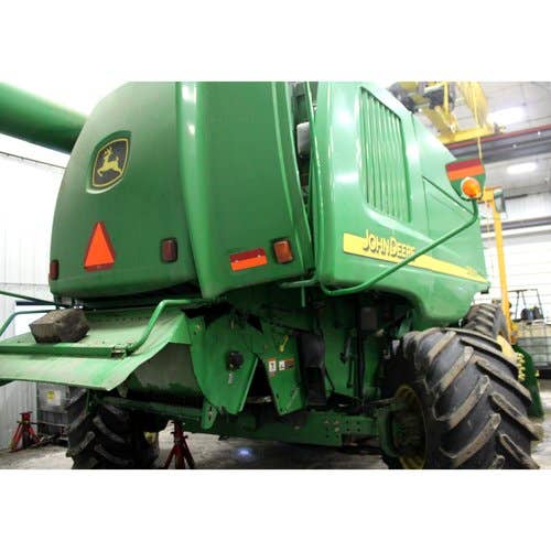 2005 Used John Deere 9760 Combine parts.