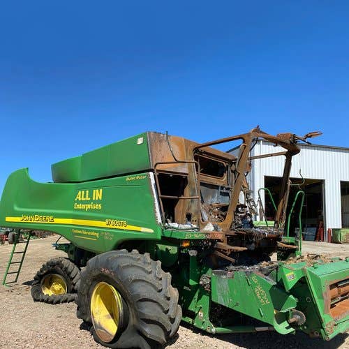 2006 Used John Deere 9760 Combine parts.