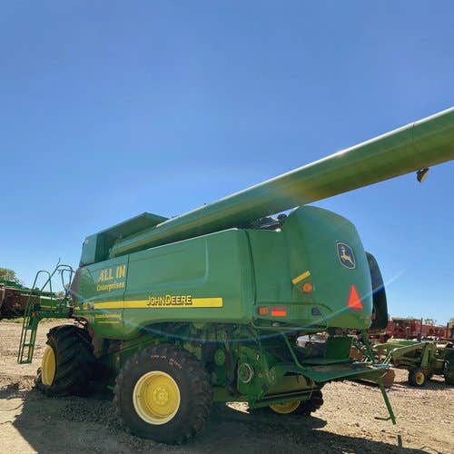 2006 Used John Deere 9760 Combine parts.