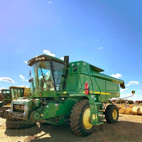 Used John Deere 9760 Combine parts.