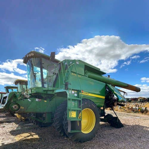 2006 Used John Deere 9760 Combine parts.