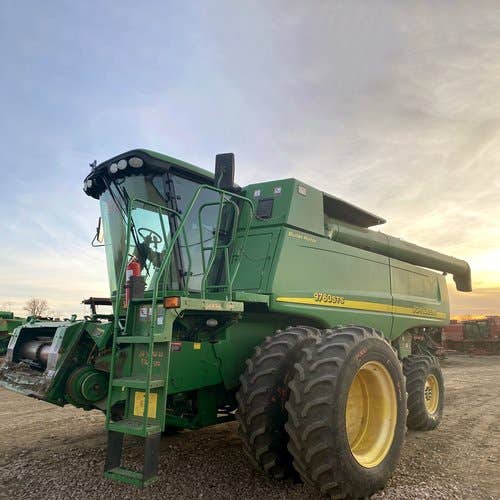 Used John Deere 9760 Combine Parts Used John Deere 9760 Combine Parts